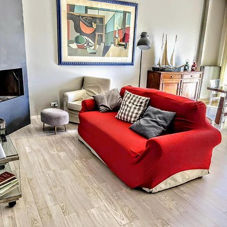 -Penthouse Con Terrazza Panoramica -Free Parking- Leilighet Carrara Eksteriør bilde